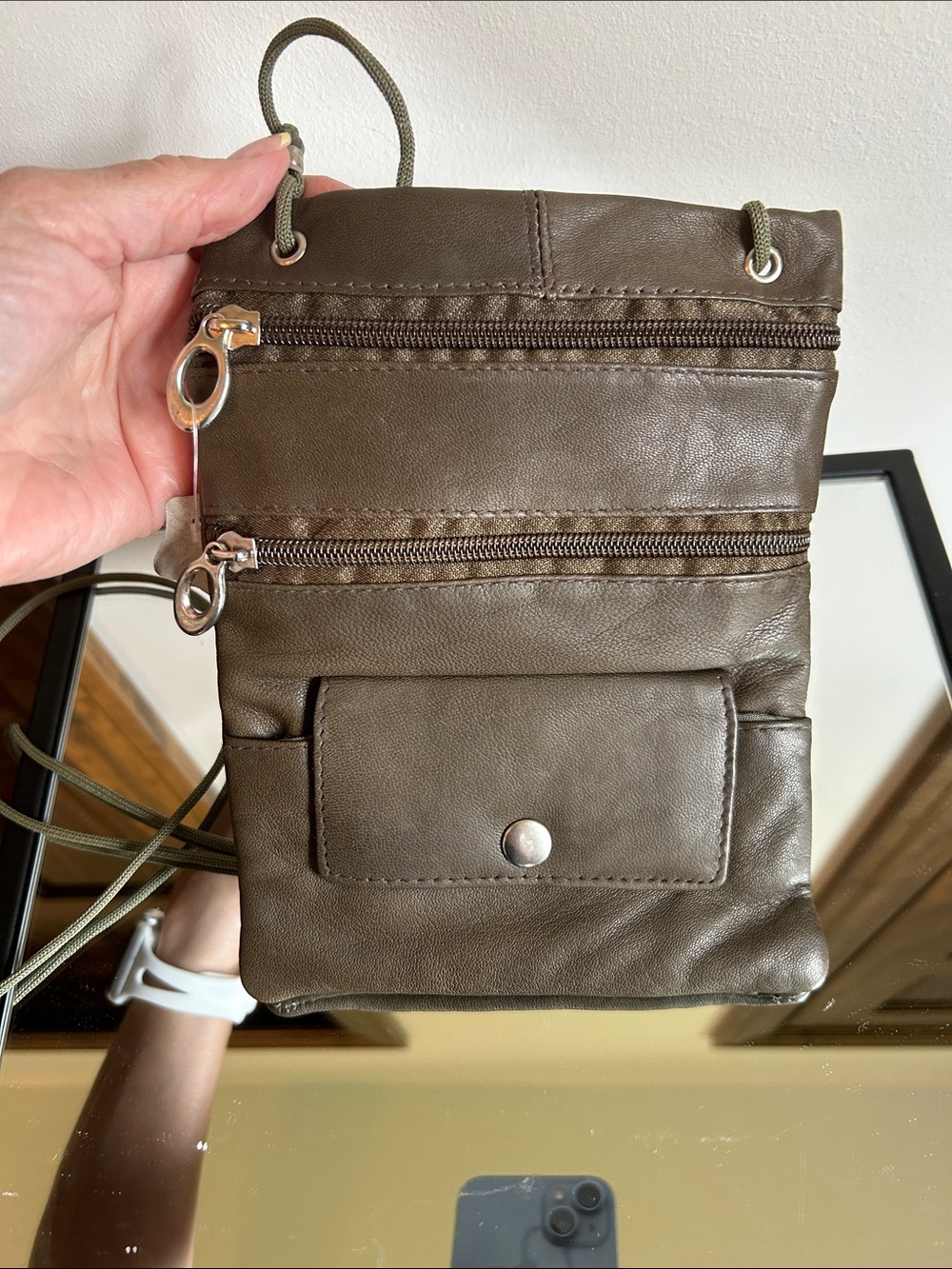 Leather Crossbody Phone Bag - Brown